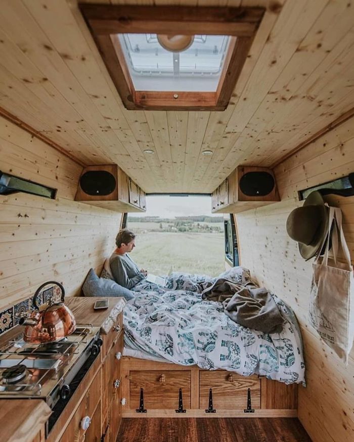 308 Pics From &#8216;Project Van Life&#8217; Instagram That Will Make You Wanna Quit Your Job And Travel The World