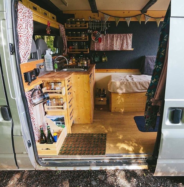 308 Pics From &#8216;Project Van Life&#8217; Instagram That Will Make You Wanna Quit Your Job And Travel The World