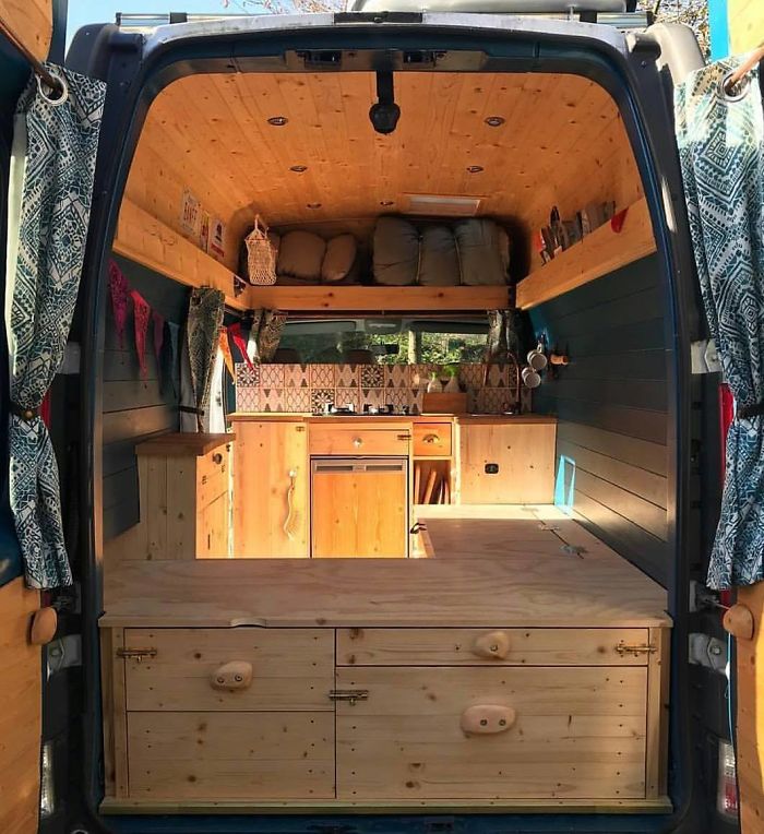 308 Pics From &#8216;Project Van Life&#8217; Instagram That Will Make You Wanna Quit Your Job And Travel The World