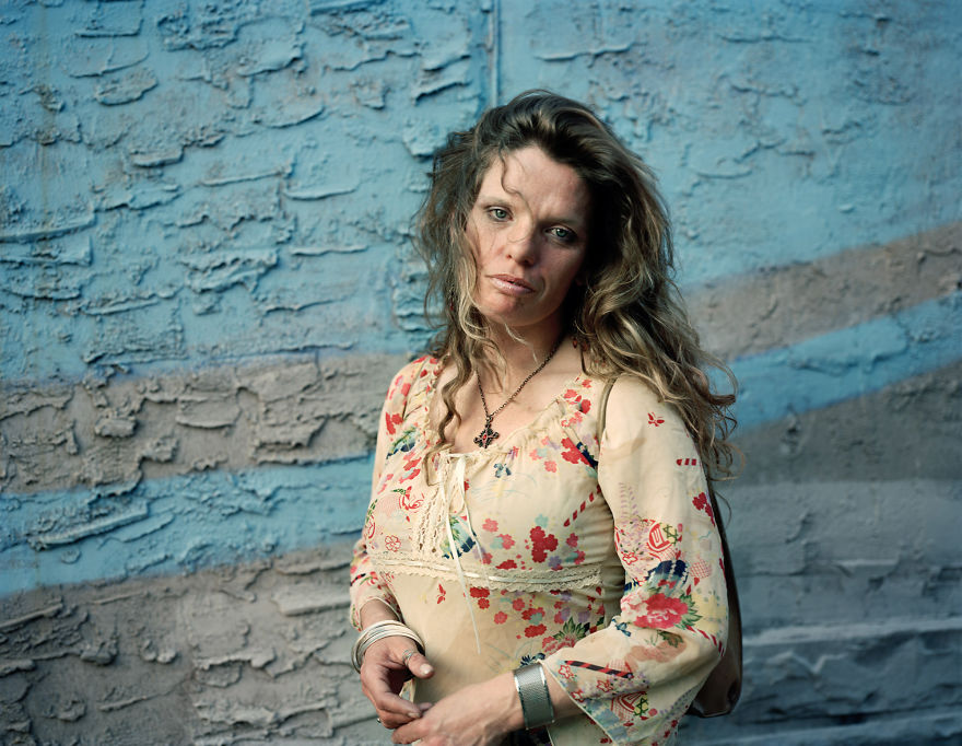 Photographer Reveals the Dark Side of Kensington Avenue, Philadelphia