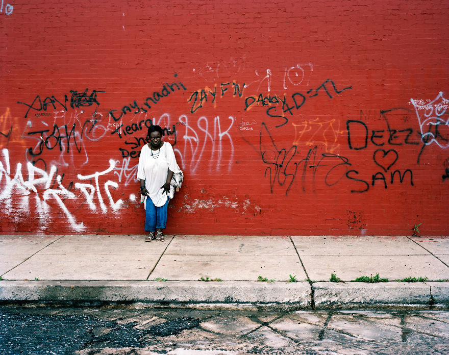 Photographer Reveals the Dark Side of Kensington Avenue, Philadelphia
