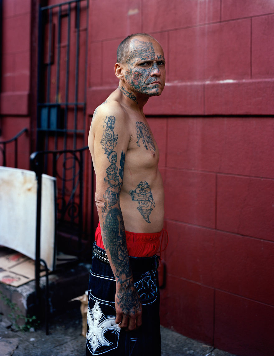Photographer Reveals the Dark Side of Kensington Avenue, Philadelphia