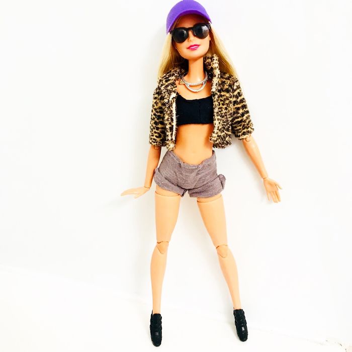 I Make Clothes For My Barbies And Photograph Them I Make Clothes For My Barbies And Photograph Them