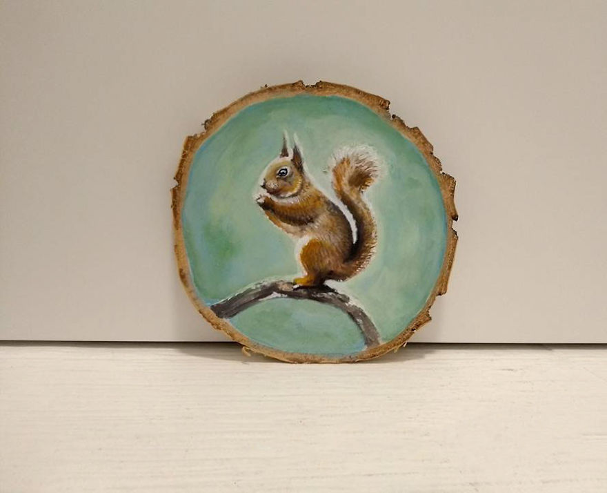 I Paint Animal Portraits On Slices Of Wood