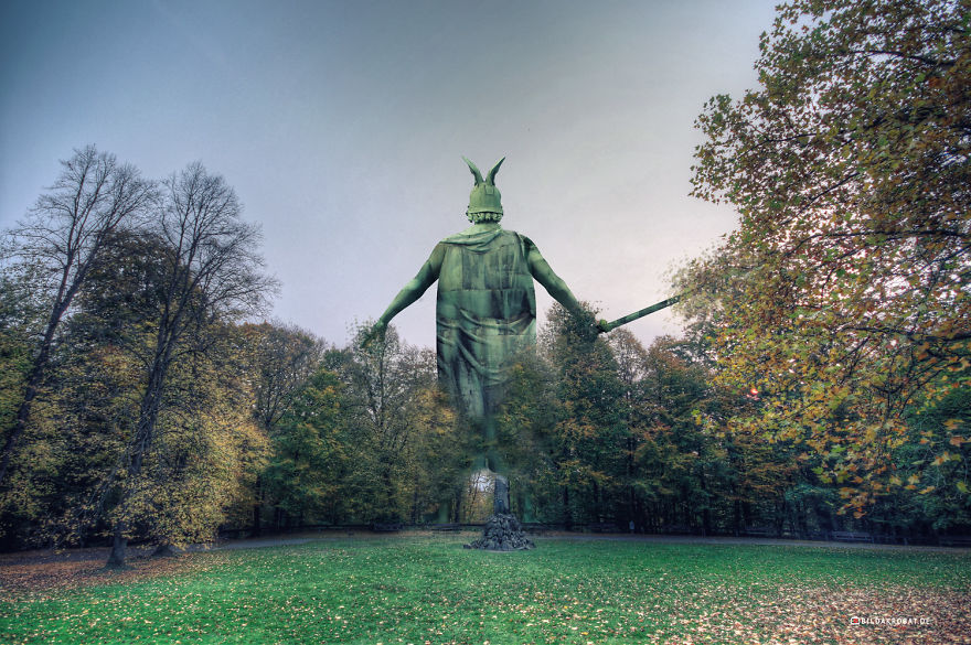 I Made A Walking Monument With Photoshop I Made A Walking Monument With Photoshop