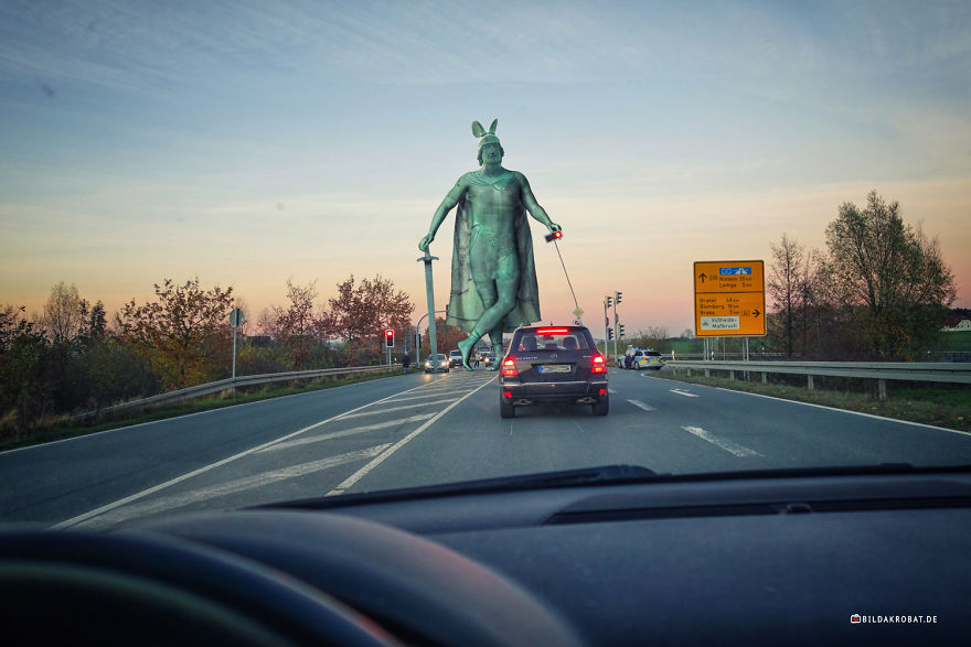 I Made A Walking Monument With Photoshop I Made A Walking Monument With Photoshop