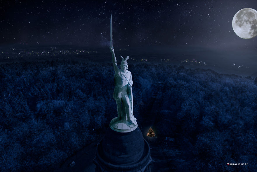 I Made A Walking Monument With Photoshop I Made A Walking Monument With Photoshop