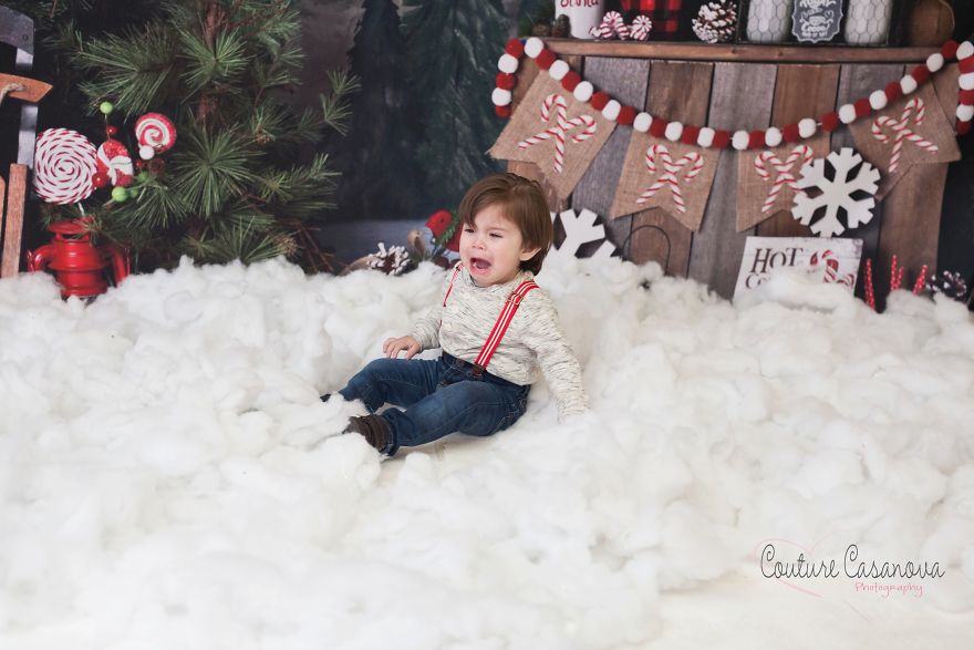 Hilarious Christmas Photo Fails Hilarious Christmas Photo Fails