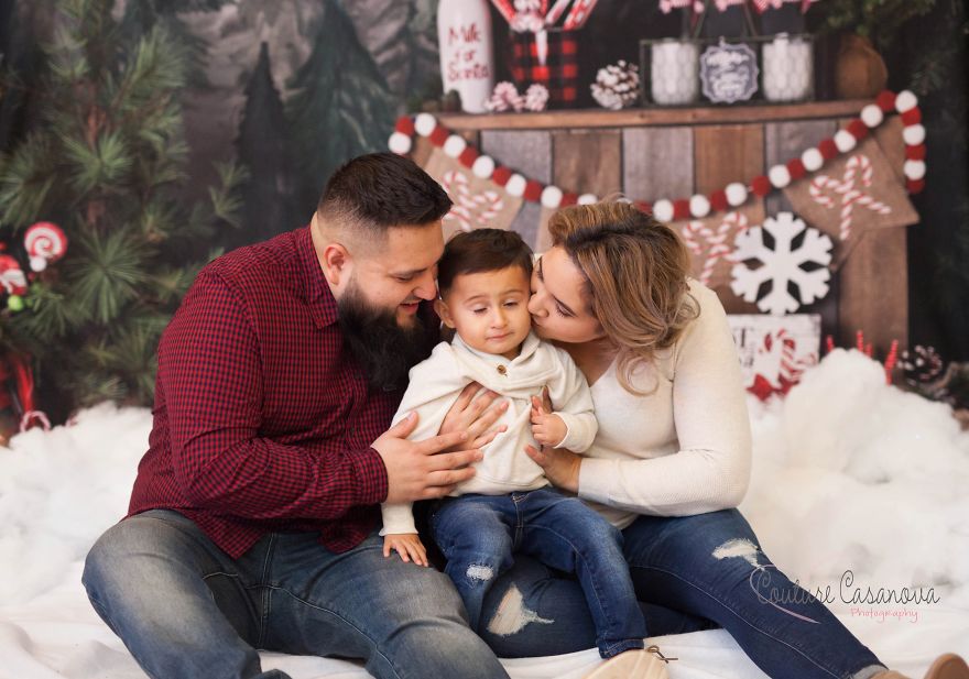 Hilarious Christmas Photo Fails Hilarious Christmas Photo Fails