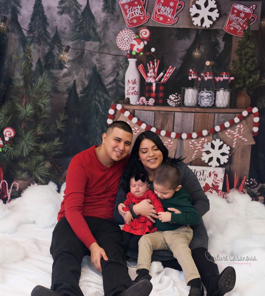 Hilarious Christmas Photo Fails Hilarious Christmas Photo Fails