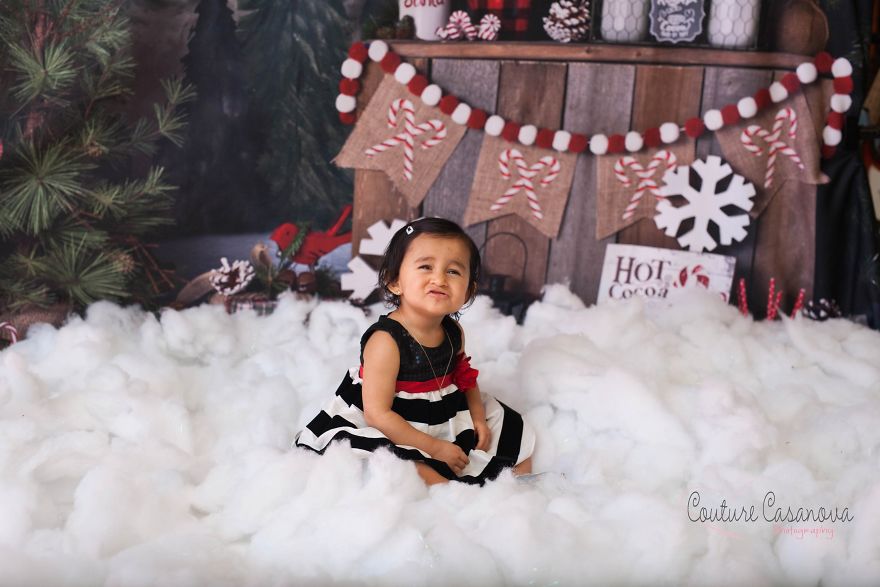 Hilarious Christmas Photo Fails Hilarious Christmas Photo Fails