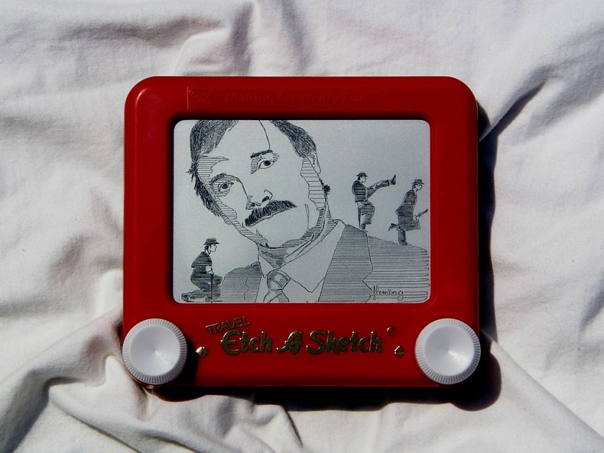 Etch-A-Sketch Artist Creates Mind-Blowing Works By Simply Turning The Dials Etch-A-Sketch Artist Creates Mind-Blowing Works By Simply Turning The Dials