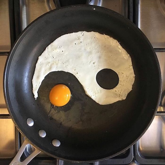 Artist Turns His Breakfast Eggs Into Works Of Art Artist Turns His Breakfast Eggs Into Works Of Art