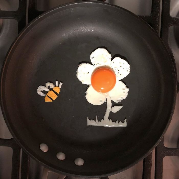 Artist Turns His Breakfast Eggs Into Works Of Art Artist Turns His Breakfast Eggs Into Works Of Art