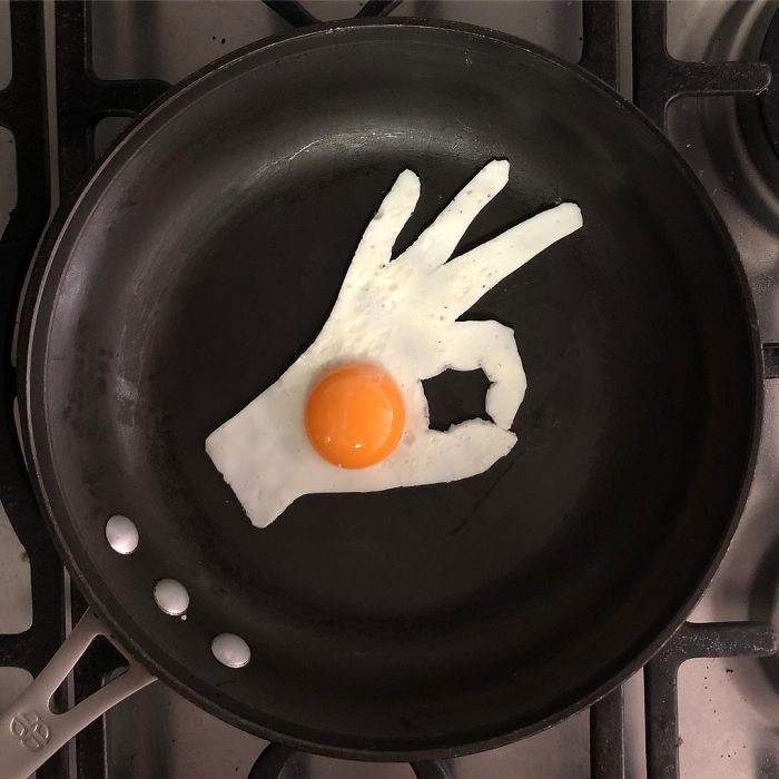 Artist Turns His Breakfast Eggs Into Works Of Art Artist Turns His Breakfast Eggs Into Works Of Art