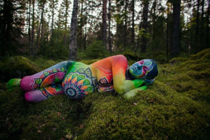 Over 750 Painted In Rainbow Colors, People Spread Love, Peace, Happiness, And Colors Around