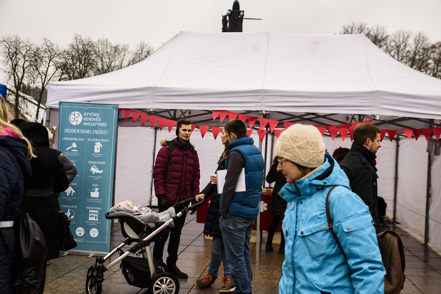 1 Like = 1 Food Serving For Shelter Animals 1 Like = 1 Food Serving For Shelter Animals