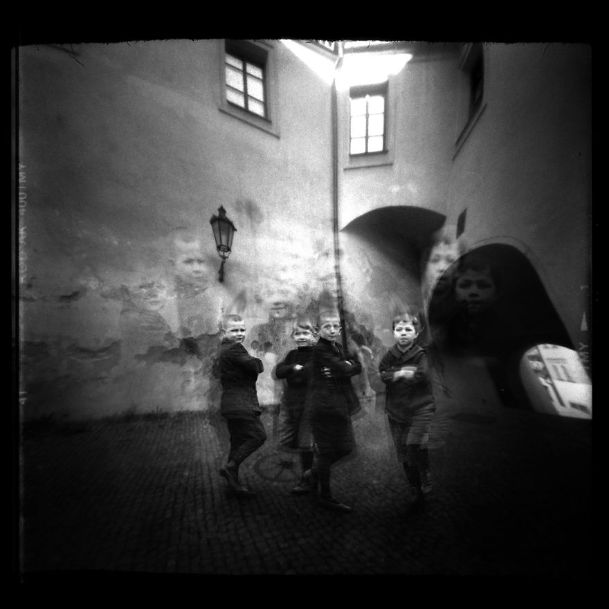 “I See Dead People” “I See Dead People”