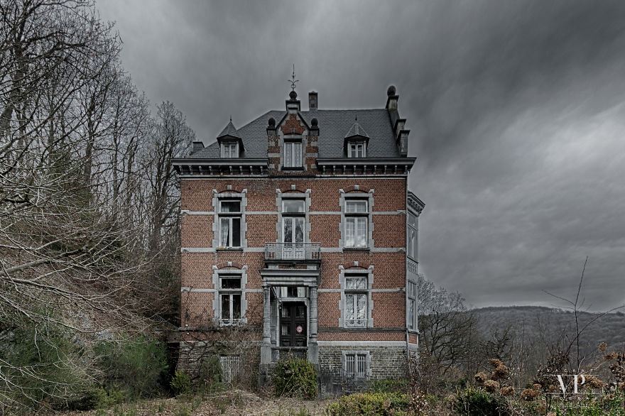 I Photographed This Abandoned Beauty