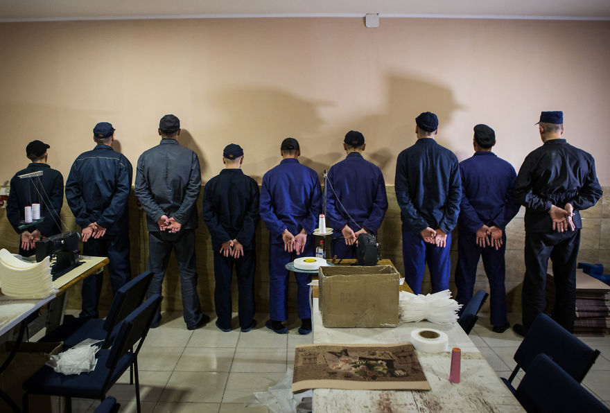 I&#8217;ve Photographed The Gaze Of Serial Killers In A Prison In Ukraine