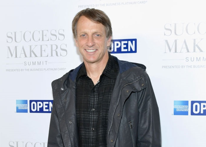 8 Embarrassing Times People Didn&#8217;t Realize They Were Talking To Tony Hawk, And It Escalated Hilariously