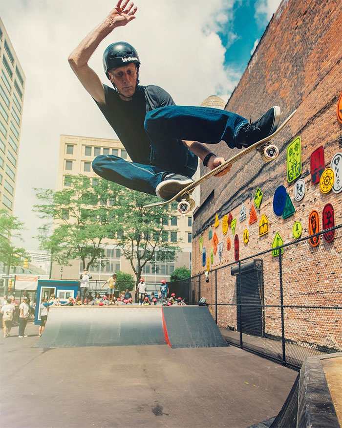 8 Embarrassing Times People Didn&#8217;t Realize They Were Talking To Tony Hawk, And It Escalated Hilariously