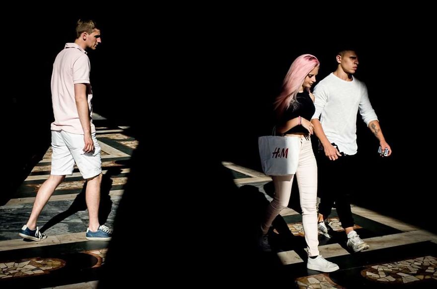 Photographer Captures The Gritty Spirt Of Milano In Candid Photos