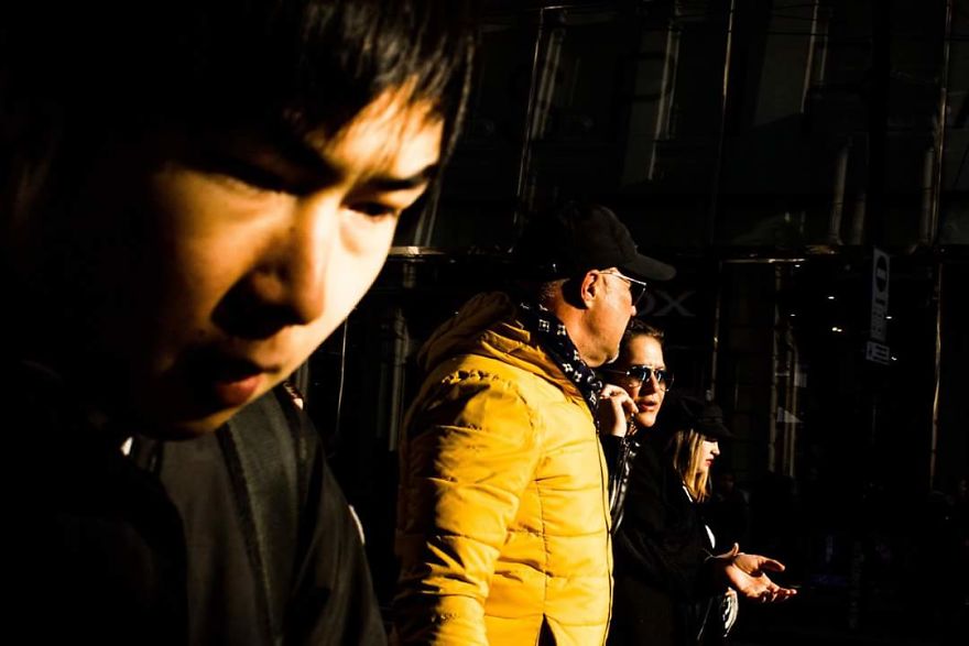 Photographer Captures The Gritty Spirt Of Milano In Candid Photos