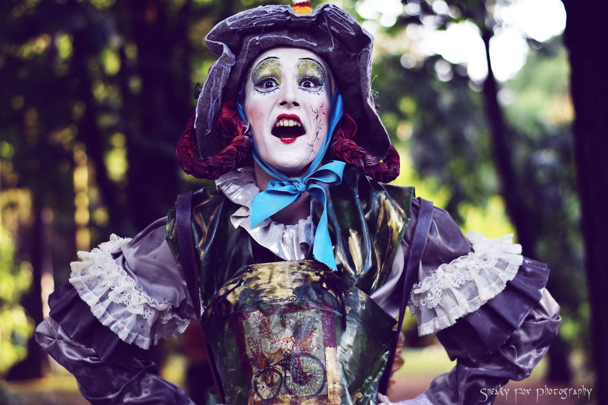 I Captured The Expressions Of Living Statues