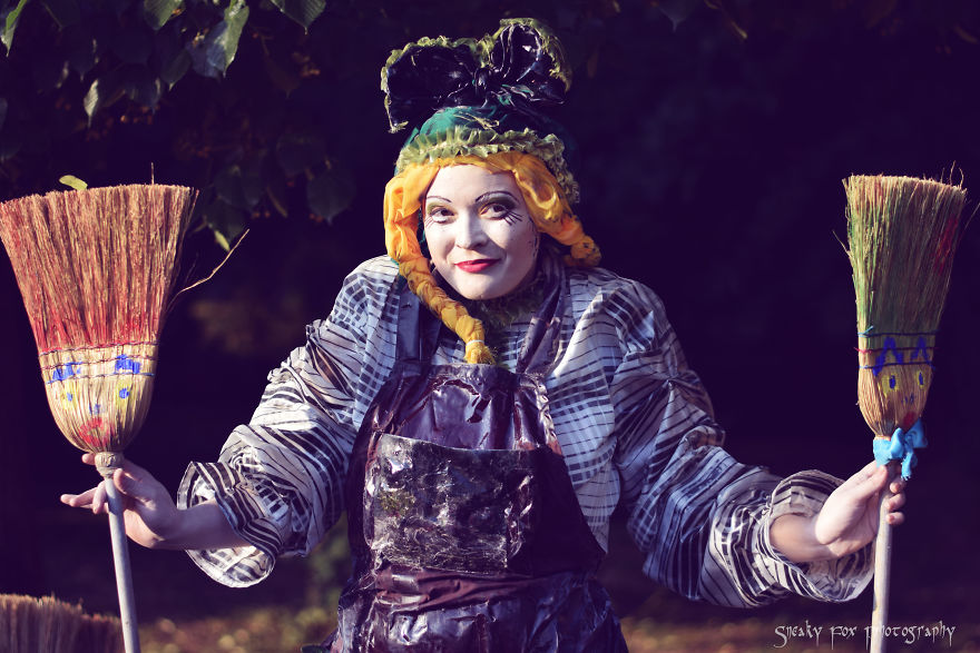 I Captured The Expressions Of Living Statues