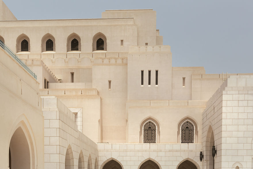 I Traveled Through Oman During Off-Season & Ramadan And Felt Like I Was The Only Tourist In The Country I Traveled Through Oman During Off-Season & Ramadan And Felt Like I Was The Only Tourist In The Country