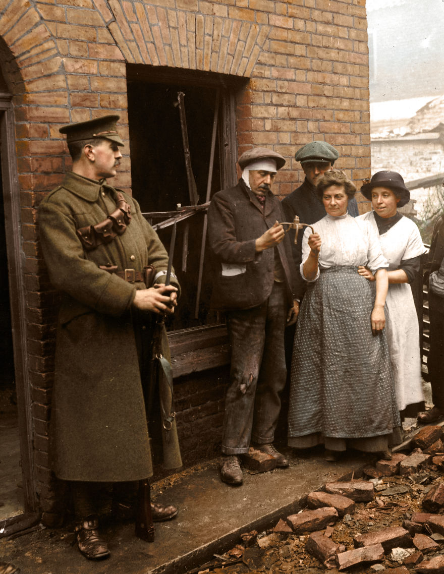I’ve Colourised These Photos Of England’s ‘First Blitz’ Over 100 Years Ago I’ve Colourised These Photos Of England’s ‘First Blitz’ Over 100 Years Ago