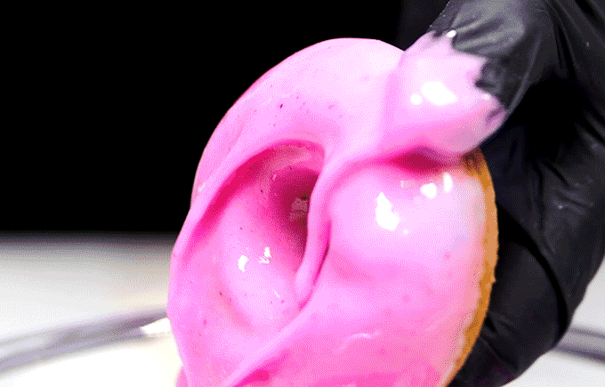 She Wanted To Turn Food Into Amazing Colors. Donut-Miss Her Incredible Results She Wanted To Turn Food Into Amazing Colors. Donut-Miss Her Incredible Results