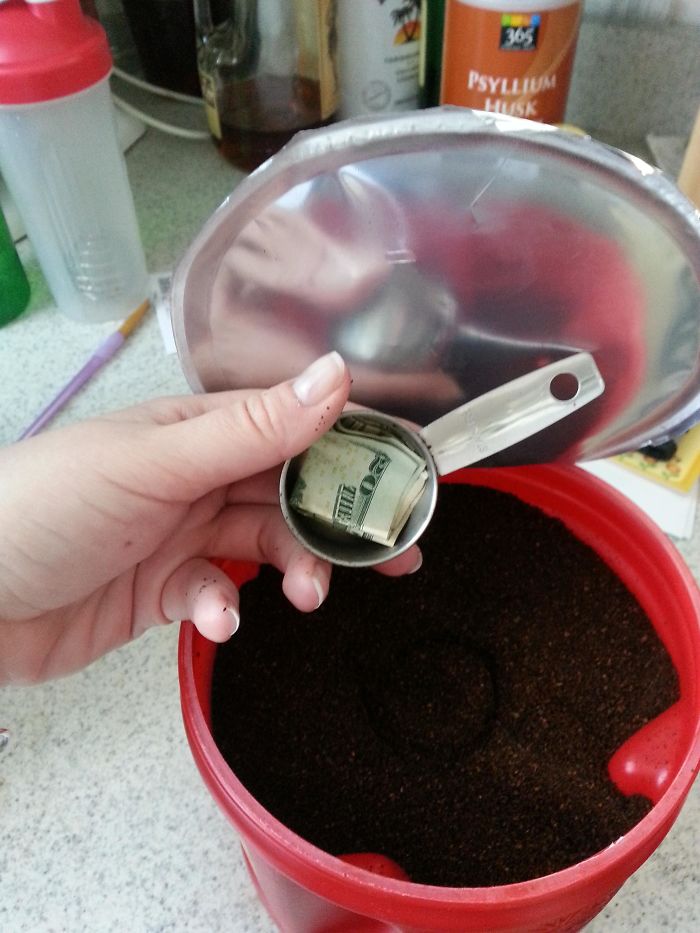 50 Hilarious Times Parents Treated Their Adult Kids As If They Were Children 50 Hilarious Times Parents Treated Their Adult Kids As If They Were Children