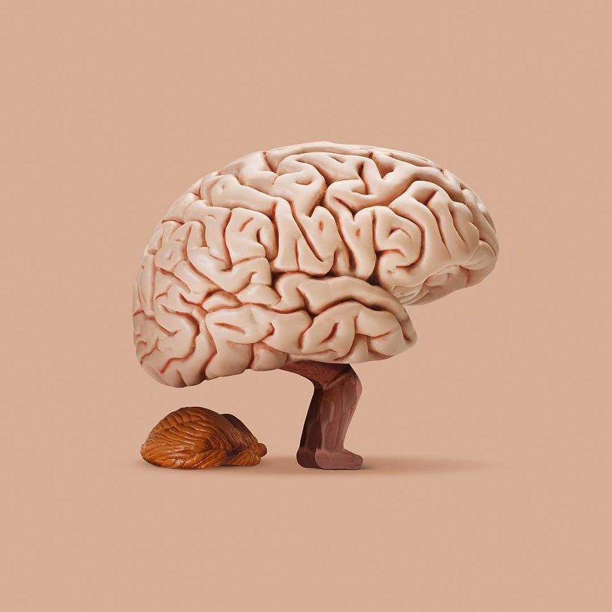 Artist Makes Incredible Manipulations That Will Surely Mess With Your Head