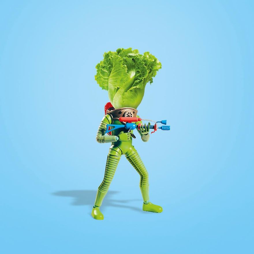 Artist Makes Incredible Manipulations That Will Surely Mess With Your Head