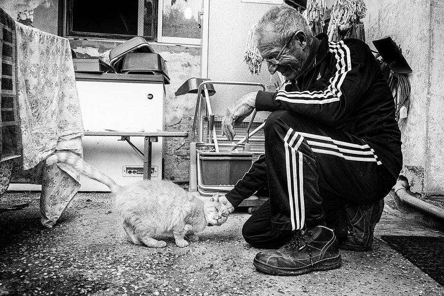 I Photograph Men With Their Cats And The Result Is Cuteness Overload!
