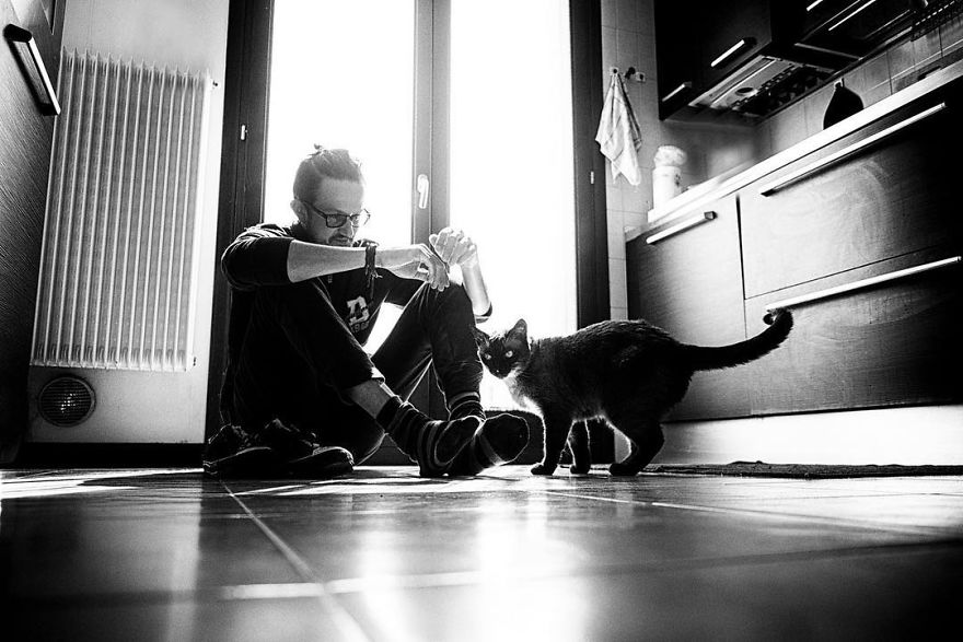 I Photograph Men With Their Cats And The Result Is Cuteness Overload!