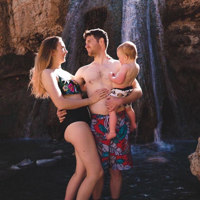 14 Inspiring Stories Of People Who Chose “The Vanlife” And Left Their Conventional Homes Behind 14 Inspiring Stories Of People Who Chose “The Vanlife” And Left Their Conventional Homes Behind