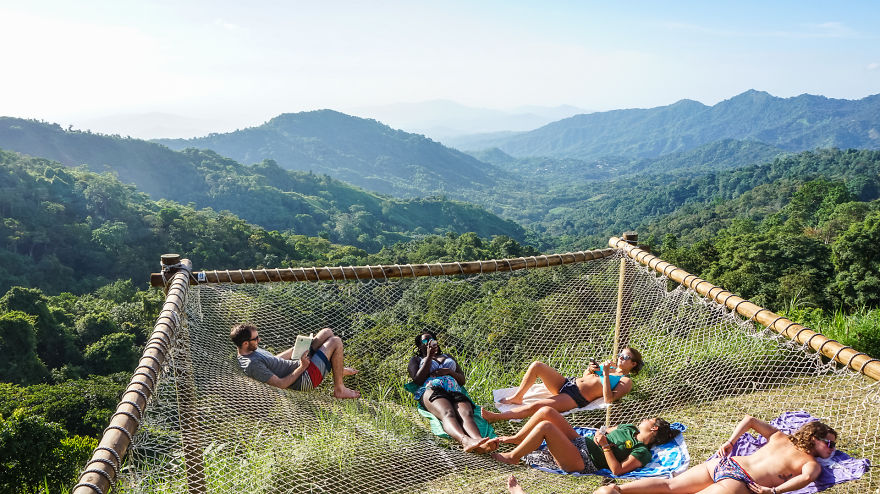 You Need To See These Gigantic Hammocks In Colombia You Need To See These Gigantic Hammocks In Colombia