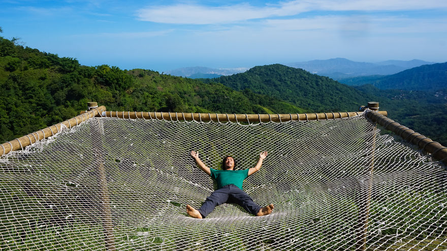 You Need To See These Gigantic Hammocks In Colombia You Need To See These Gigantic Hammocks In Colombia