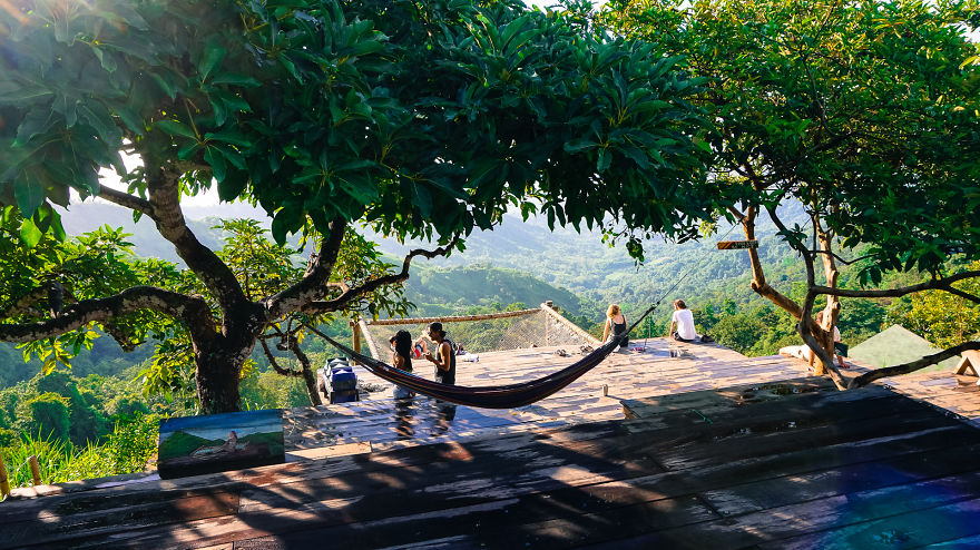 You Need To See These Gigantic Hammocks In Colombia You Need To See These Gigantic Hammocks In Colombia