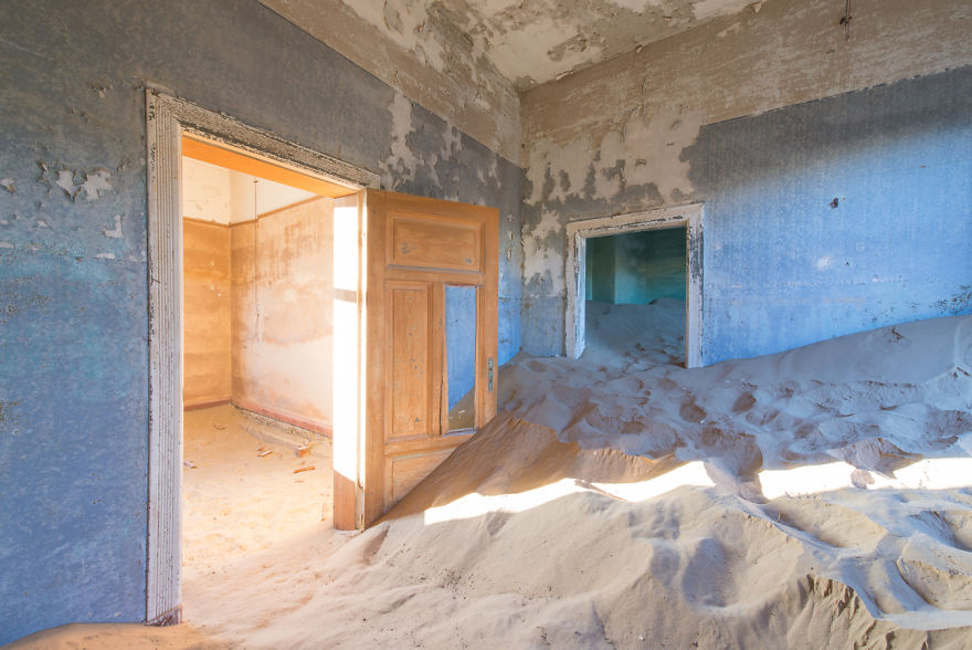 I Photographed An Abandoned Mining Village Sunken In Sand And Lost In The Namibian Desert I Photographed An Abandoned Mining Village Sunken In Sand And Lost In The Namibian Desert