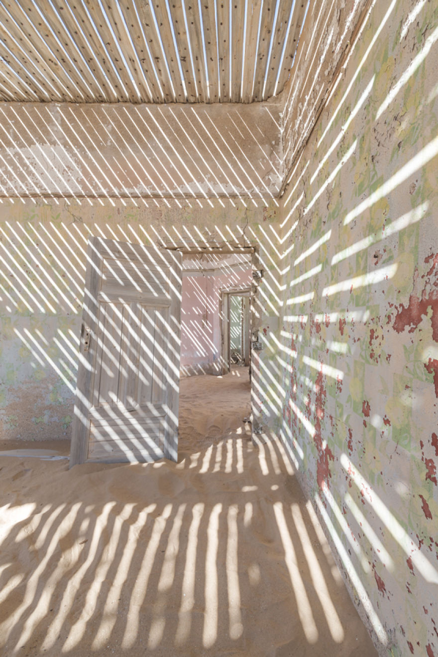 I Photographed An Abandoned Mining Village Sunken In Sand And Lost In The Namibian Desert I Photographed An Abandoned Mining Village Sunken In Sand And Lost In The Namibian Desert