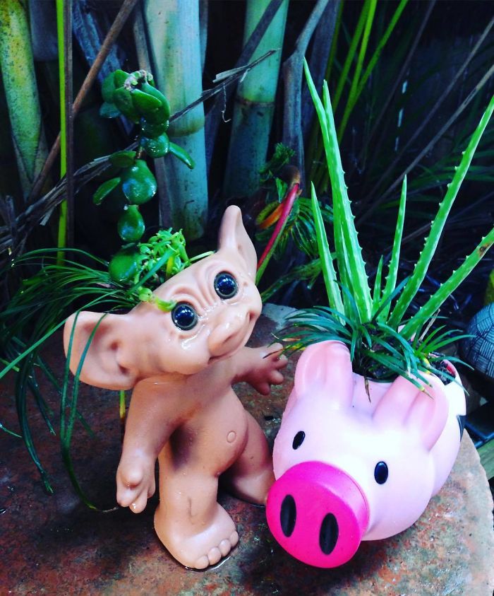 145 People Who Turned Old Dolls Into Planters And Scared The Hell Out Of Their Neighbors 145 People Who Turned Old Dolls Into Planters And Scared The Hell Out Of Their Neighbors