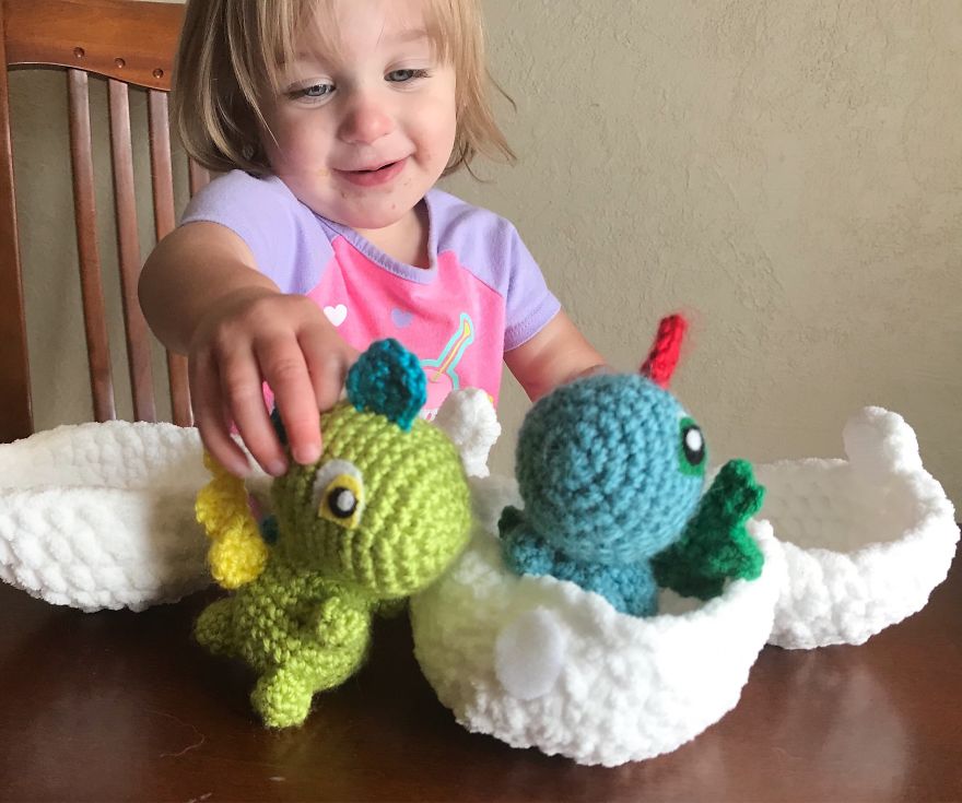 I Make These Adorable Baby Dragons In An Egg I Make These Adorable Baby Dragons In An Egg