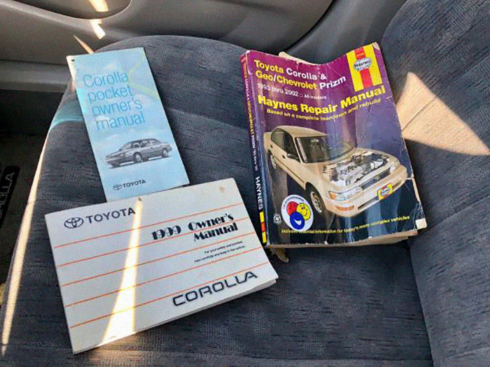 The Internet Is Dying From Laughter At The Way This Guy Is Trying To Sell His Old Car On Craigslist