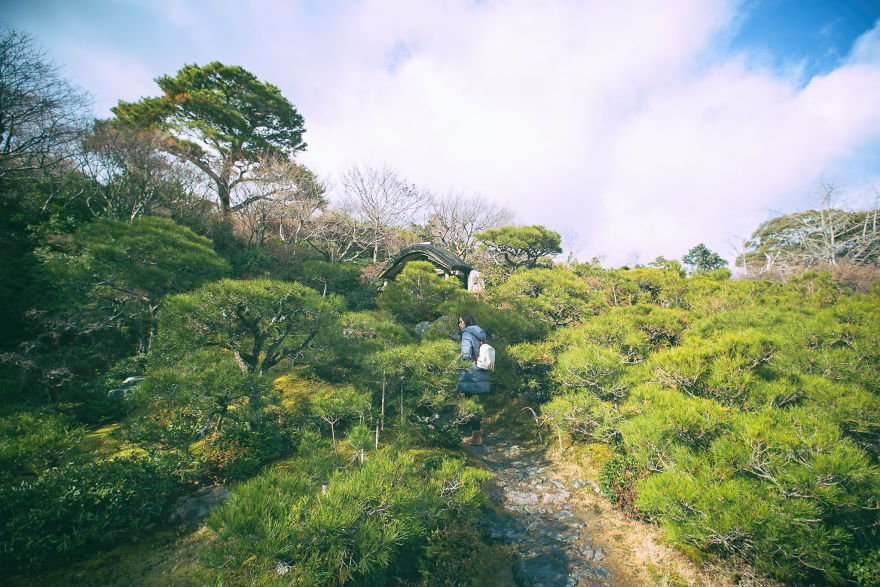 The No-Face Tourist In Japan