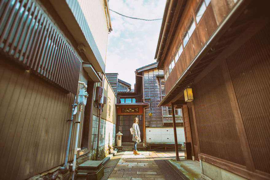 The No-Face Tourist In Japan