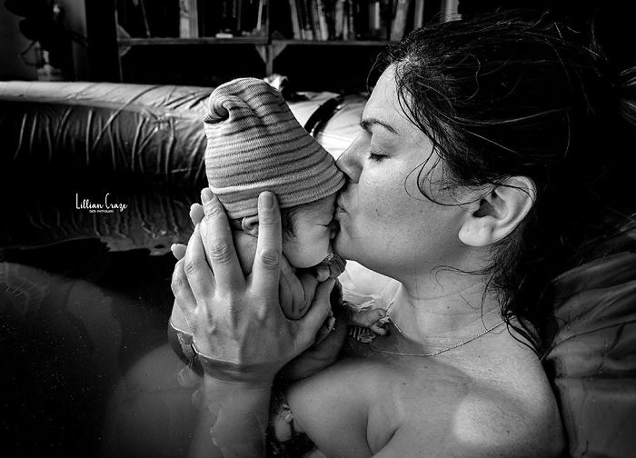 30 Powerful NSFW Photos From The 2018 Birth Photo Competition Prove That Moms Are Badass